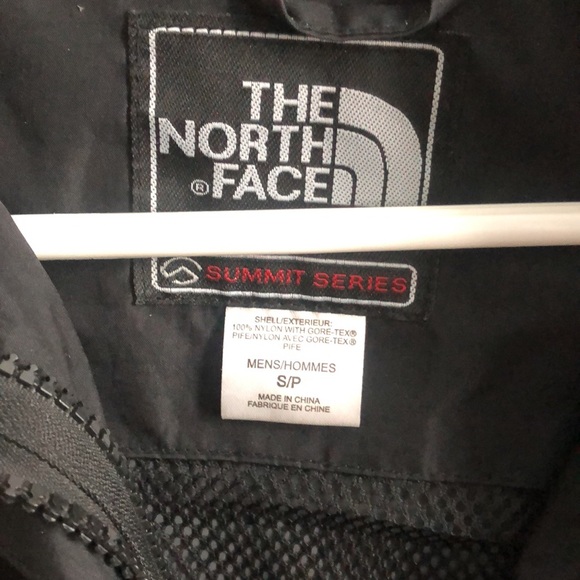 Kids. Small. North face jacket. - Picture 2 of 2